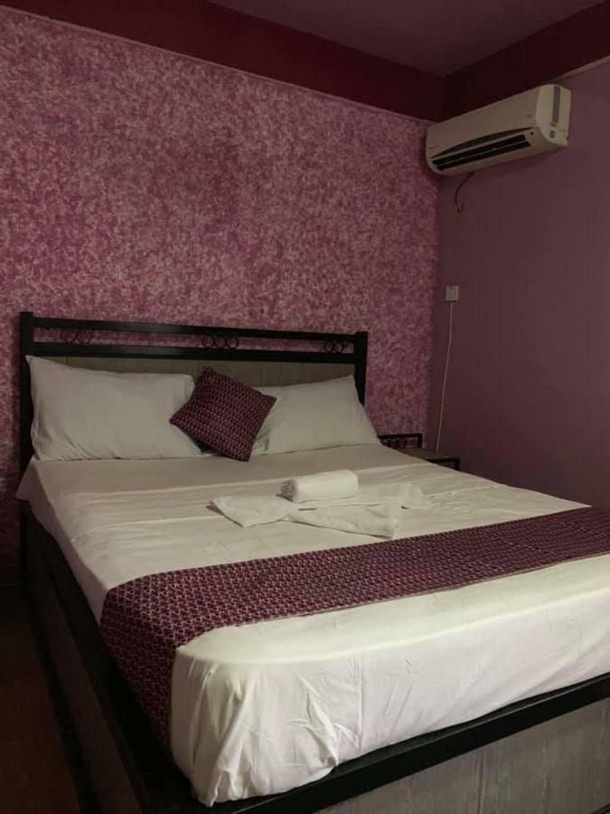 Vlv International Guest House 콜롤리 외부 사진