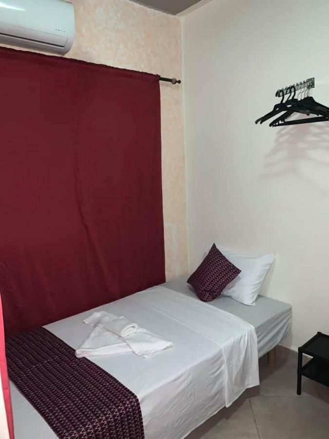 Vlv International Guest House 콜롤리 외부 사진